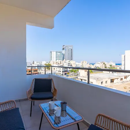 Apartman Sapphire's 2-bedroom In Lárnaka