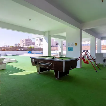 Sapphire's 2-bedroom In * לרנקה